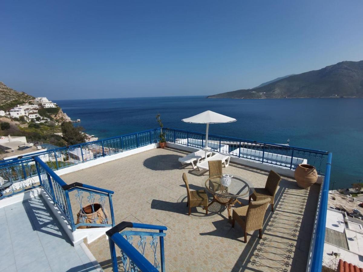 Marinas Studios Livadia  Esterno foto