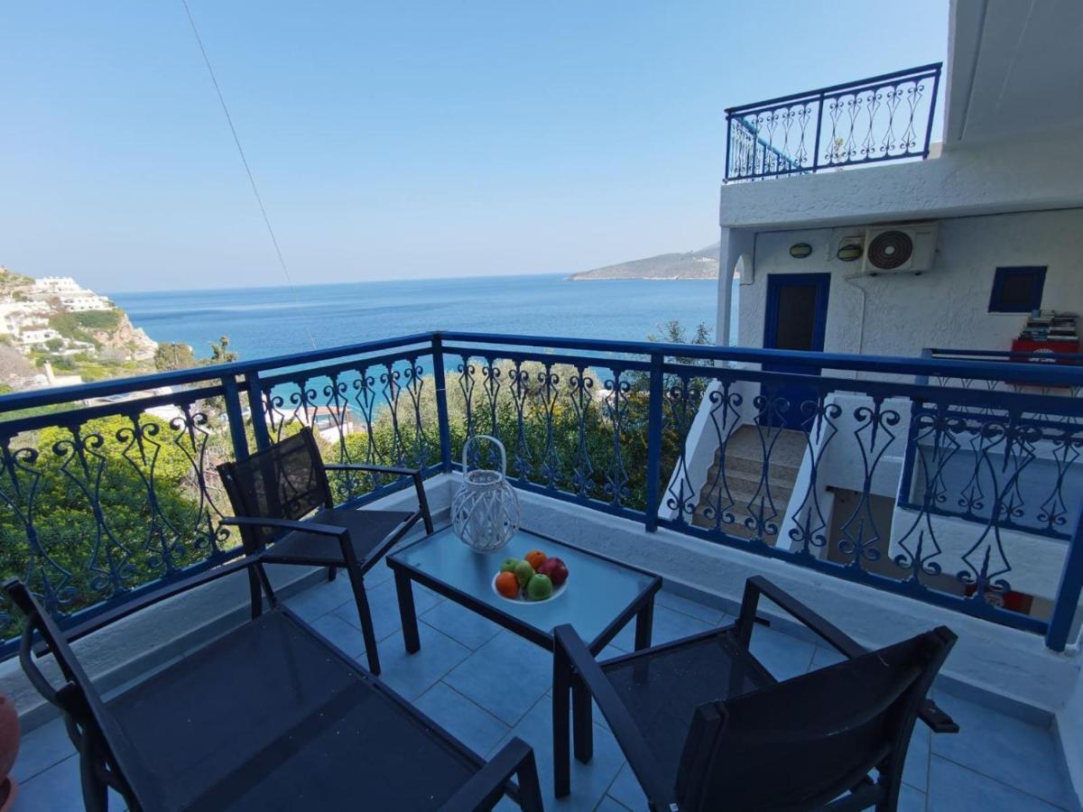 Marinas Studios Livadia  Esterno foto