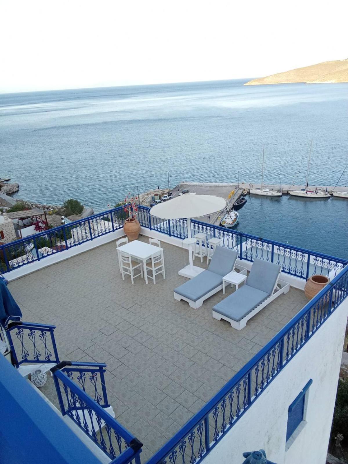 Marinas Studios Livadia  Esterno foto