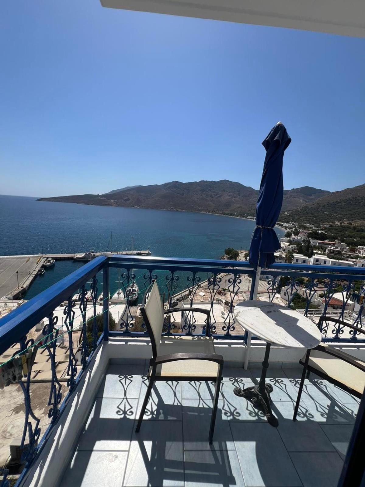 Marinas Studios Livadia  Esterno foto