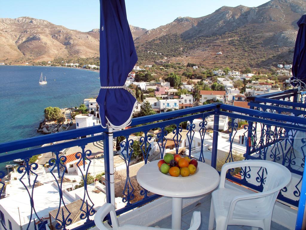 Marinas Studios Livadia  Esterno foto