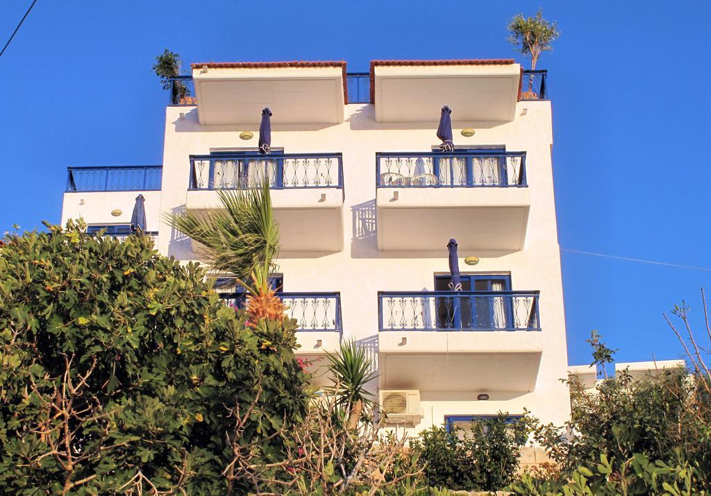 Marinas Studios Livadia  Esterno foto